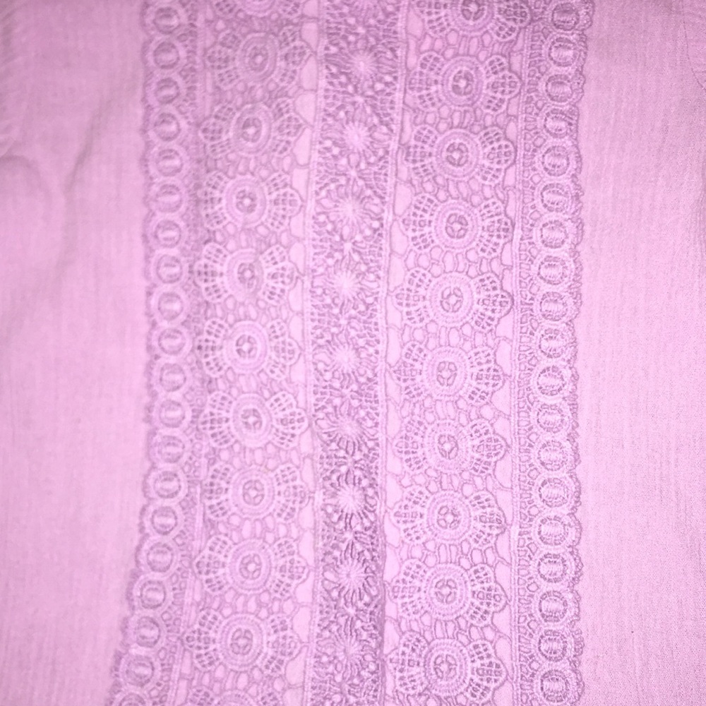 🌸 Lilac purple floral lace blouse 🌸 - Picture 2 of 2